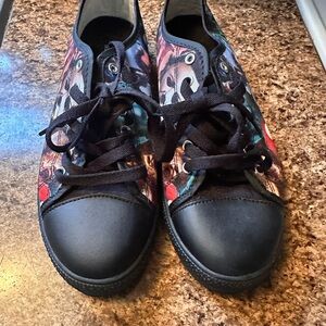 Horror shoes!! Women size 9/ men 7.5. ** never worn!!!**